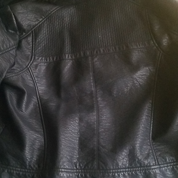 Jacket - Picture 4 of 6